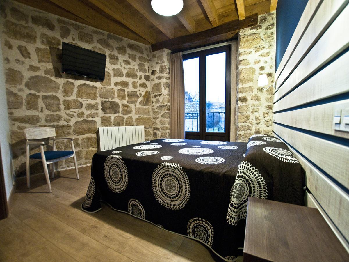 Hotel La Casa De Beli à Tardajos Extérieur photo